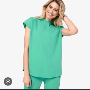 Figs Rafaela Scrub Top - XS - NWOT - Surgical Green